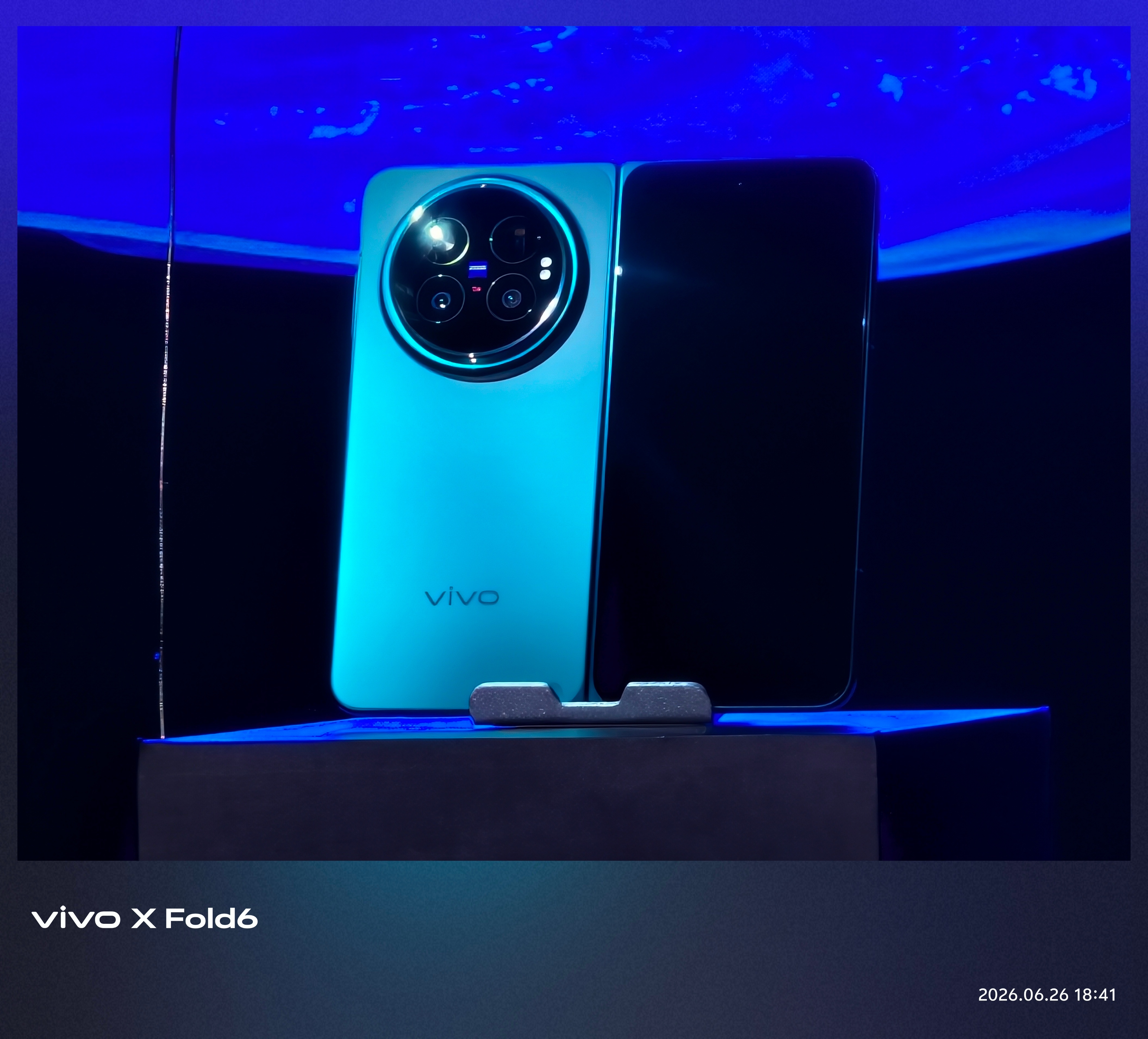vivo X Fold6发布会开始了来各位一起猜波起售价格