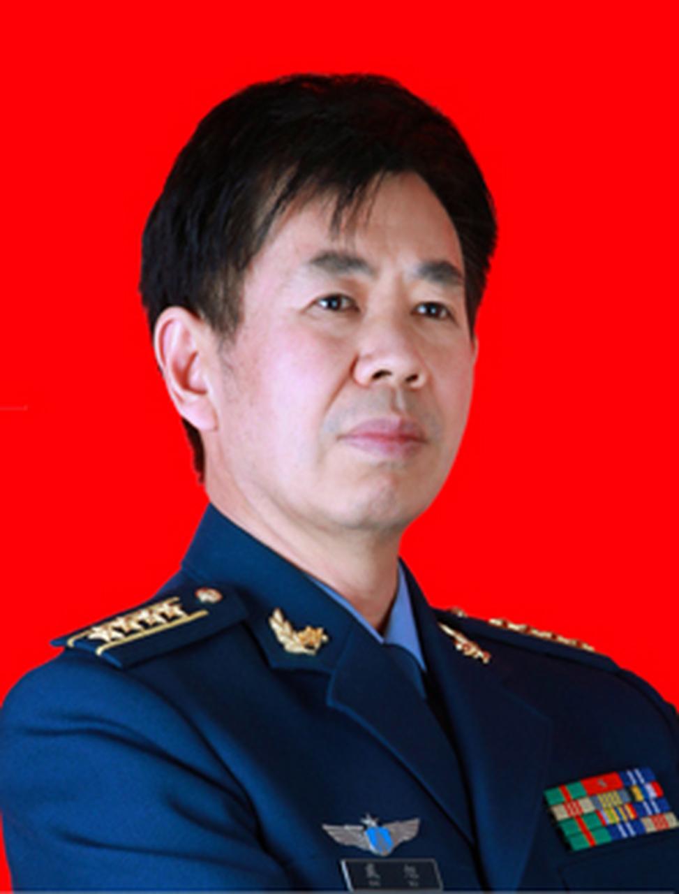 戴旭说：现在网络上常常吹嘘我军装备如何厉害，如何厉害，但实际上对手并不怕这些宣传