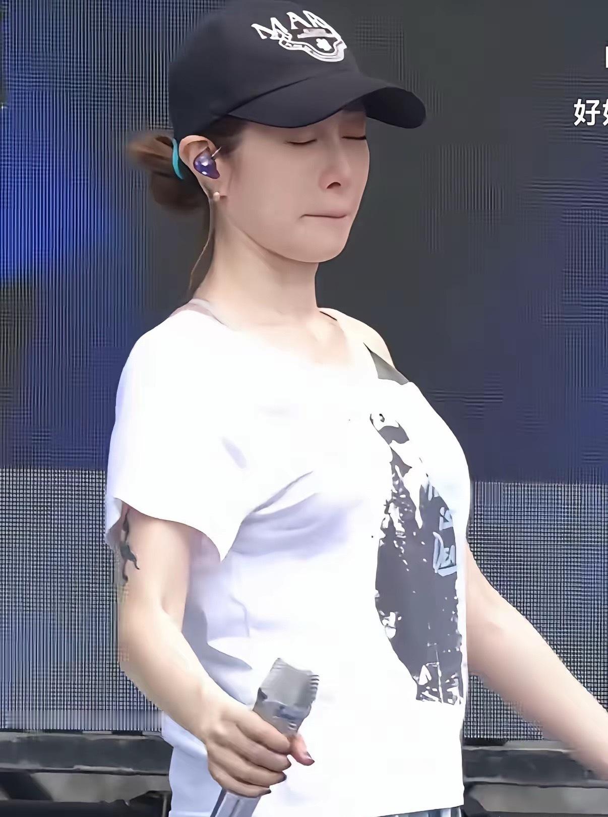 继王心凌之后中老登的另外一位杀手出现了 