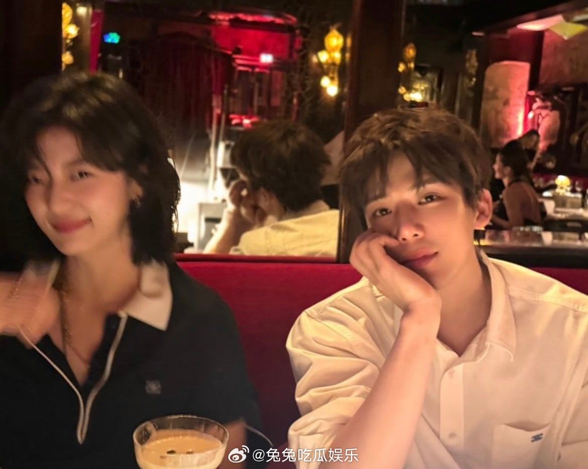 孙千发了和王安宇合照  溢出屏幕的cp感啊 