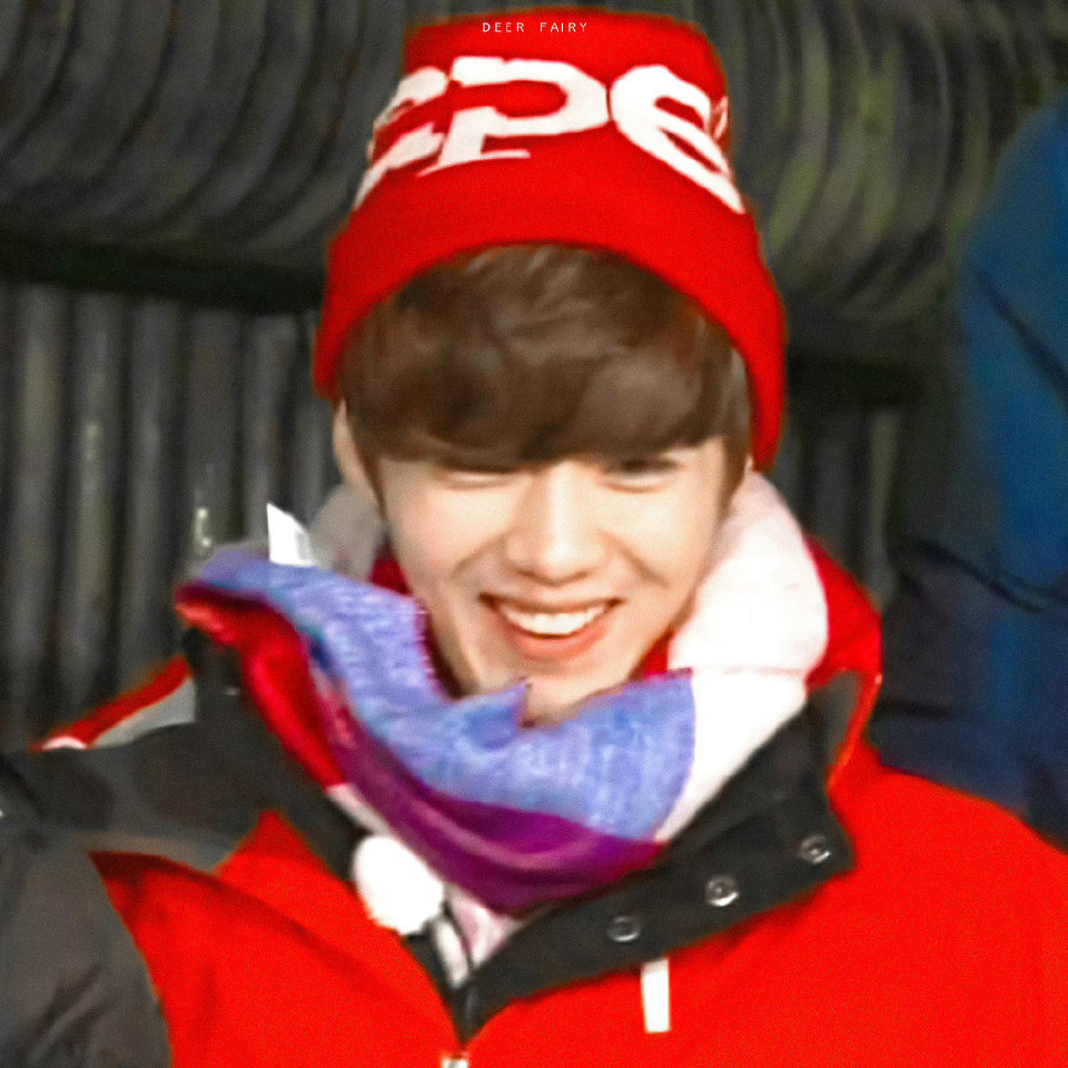 #鹿晗[超话]#“你的微笑在我的心尖闪耀 编织了每一个奇妙.＂𝓨𝓸𝓾𝓻 