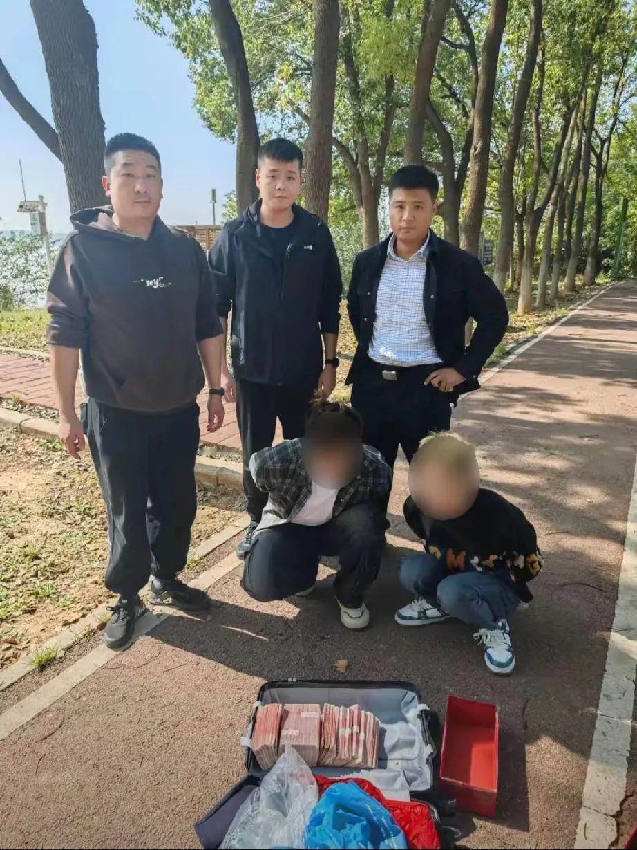 洗衣液背后的惊天骗局与正义出击

在这个看似平静的世界里，一场狡诈的电诈阴谋悄然