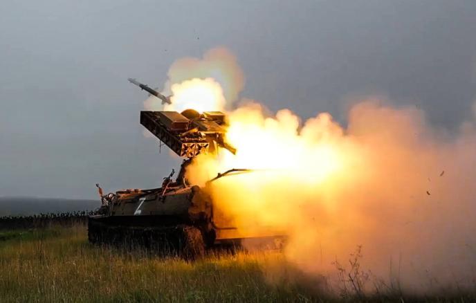 博戈马兹：布良斯克州2月15日遭遇迄今最猛烈无人机袭击
 
乌方恐怖行动导致当地