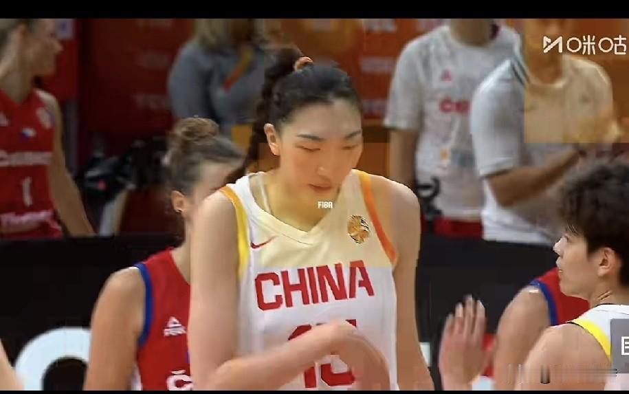 投篮准，才是王道！其他都是浮云。
官网报道，中国女篮打入8强，成绩算是及格了。