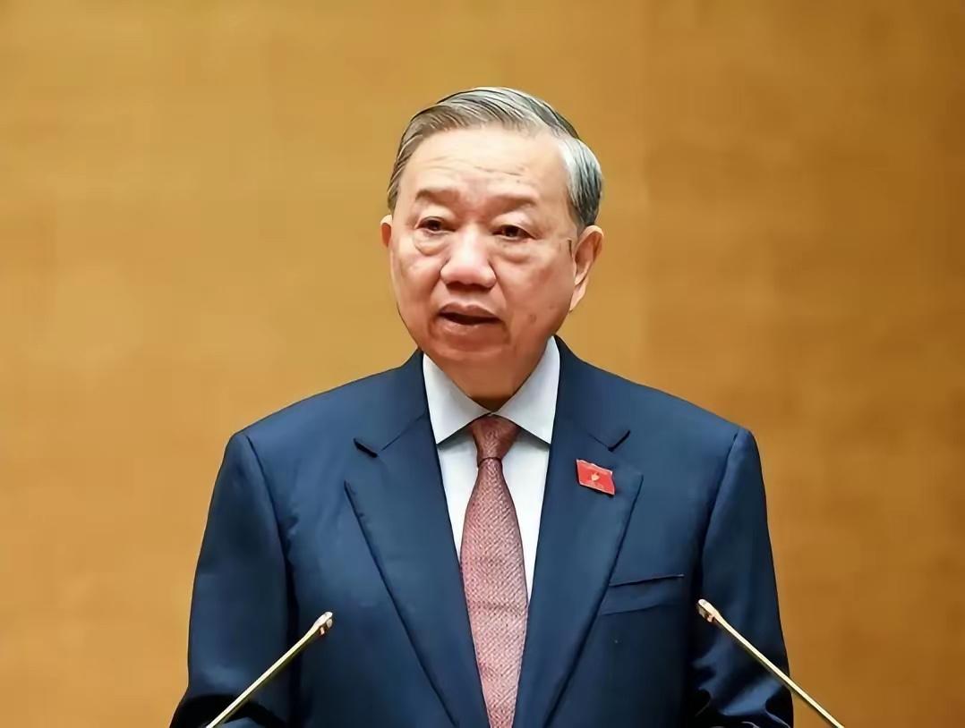越南曾用最残酷的现实，给中国上了一堂永生难忘的国际关系课。

越南战争里，美军大
