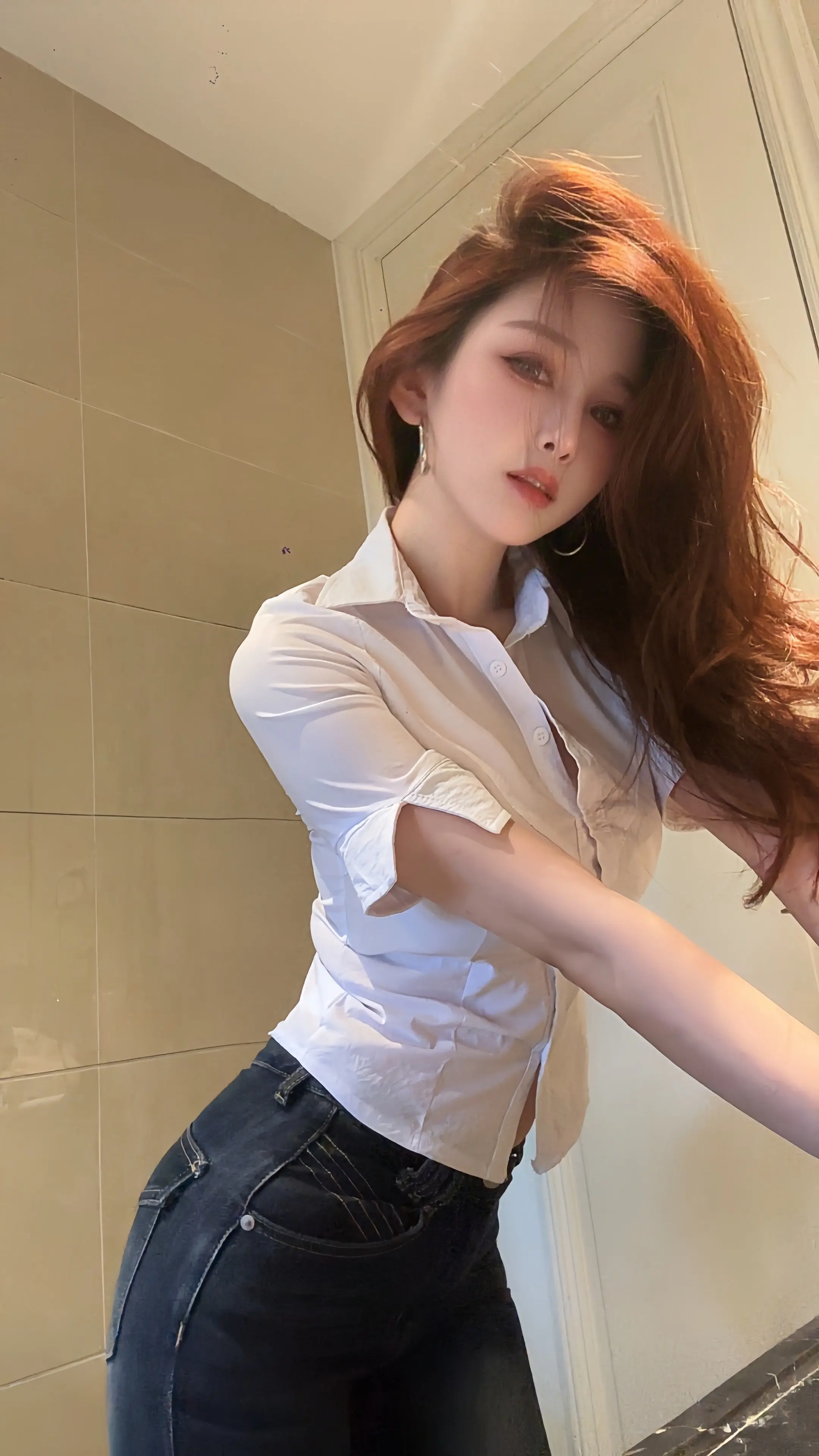 极度坦诚的背后是无坚不摧 明牌的意义在于只筛选 .不调教