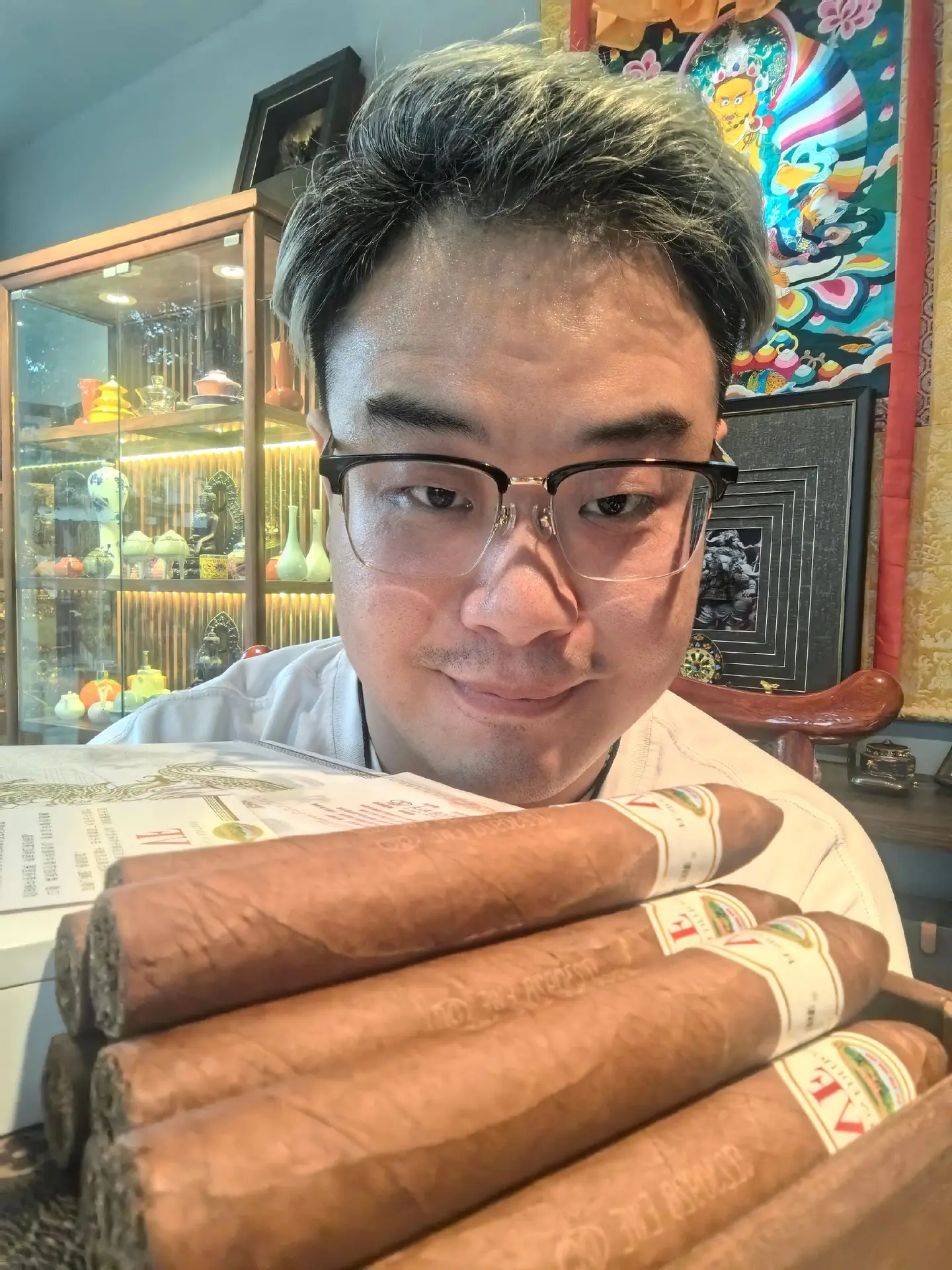 上菜  幸运老板。