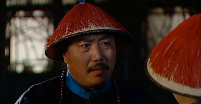 手握20万大军的年羹尧，为啥被图里琛几句话就拿下了？

一个是手握20万精兵、剿