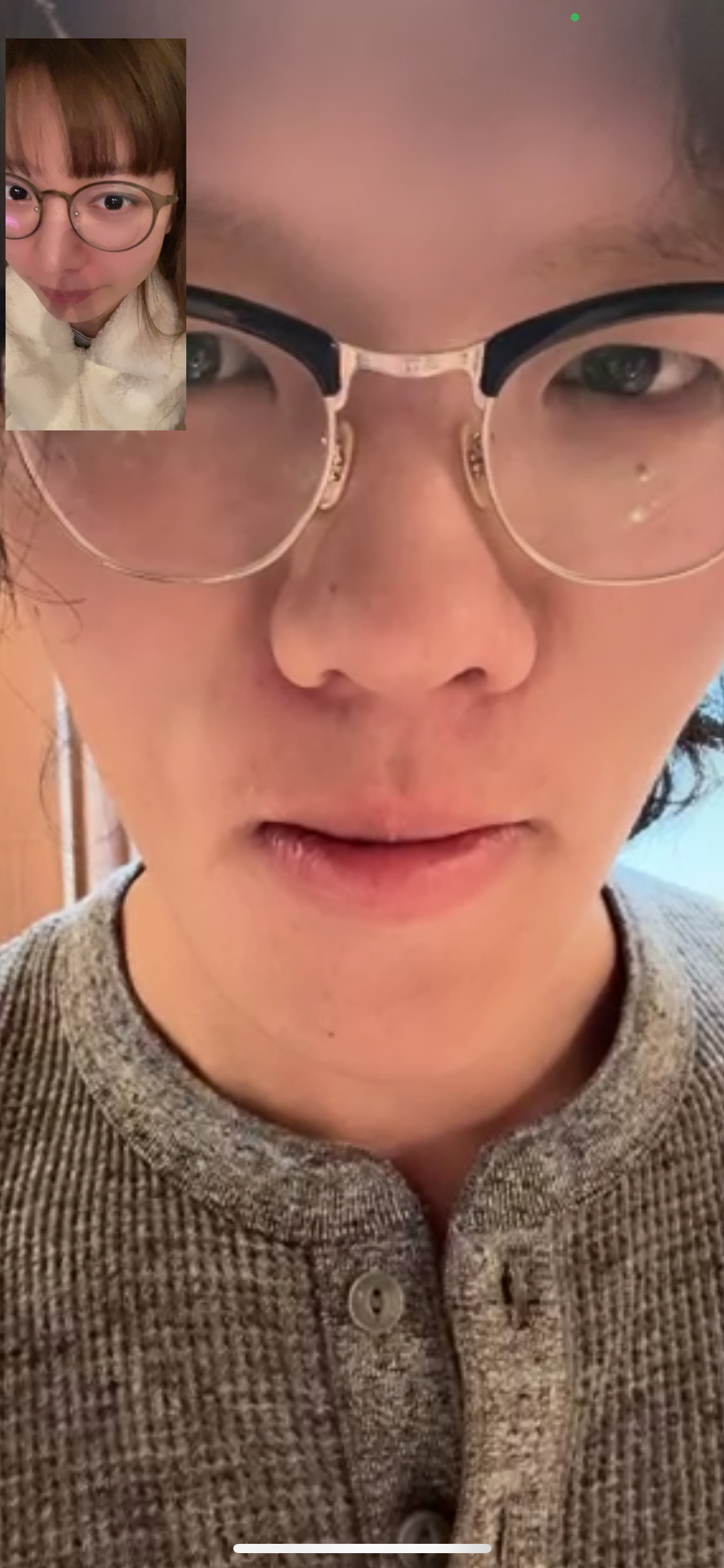 小p孩比我可爱一点切切~~~~(>_