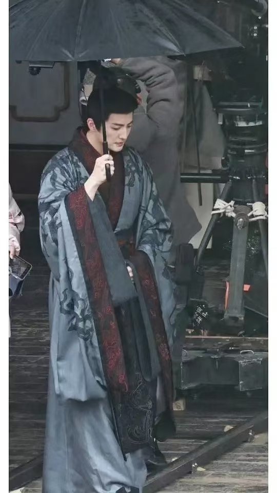 实话来讲，古偶已经在走下坡路了，为什么他们还是执着于拍古偶？ 