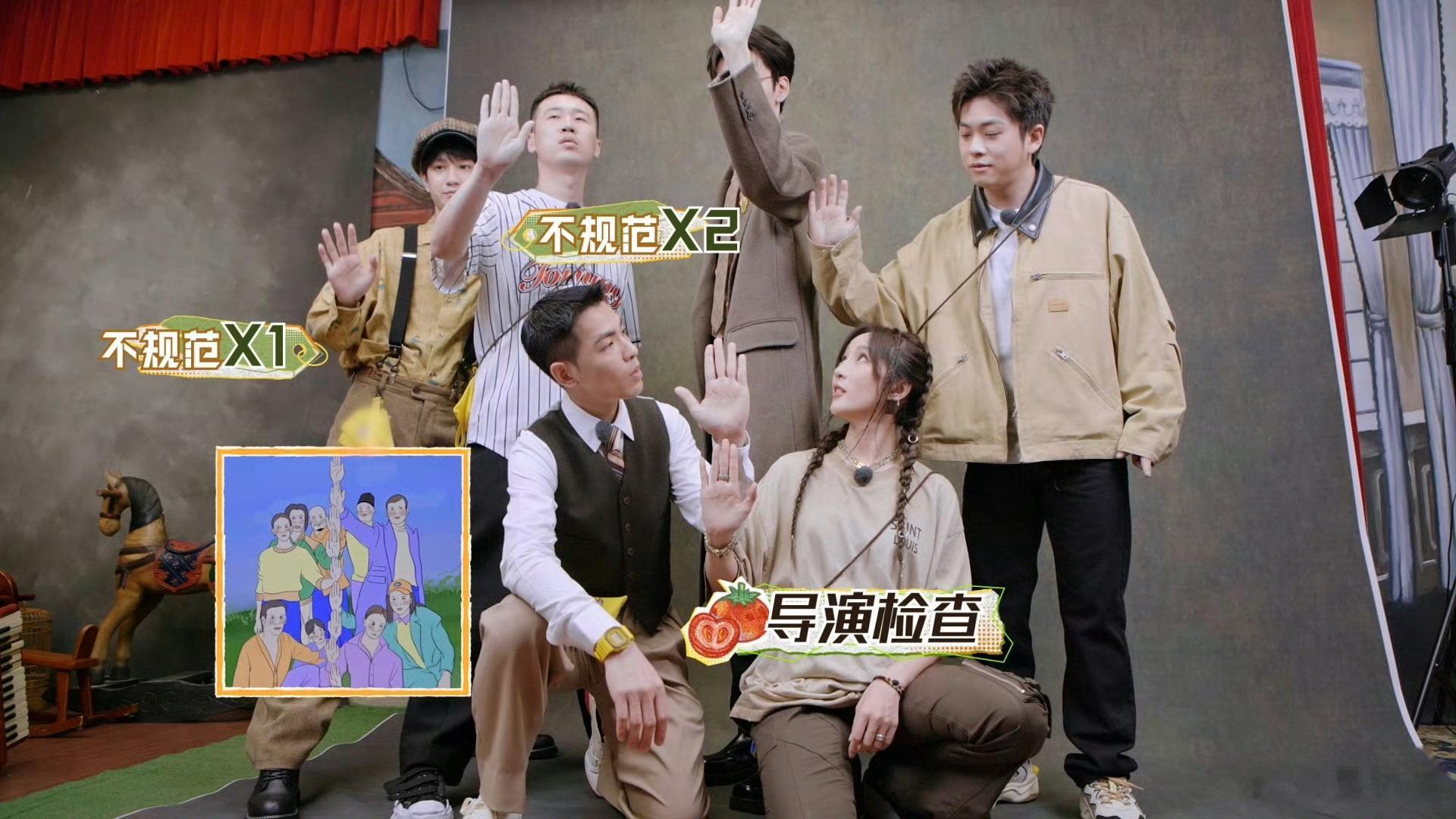 #超燃摄影师演我不会拍照的男朋友# 笑不活了[笑cry]超燃家族拍照姿势已就位，