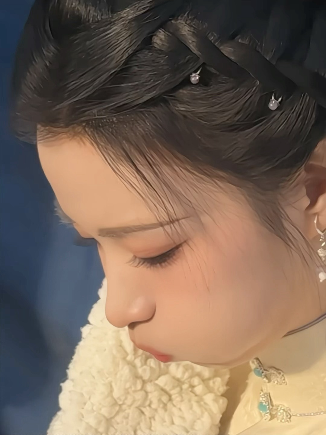 来看漂亮的95🌸们营业明艳大气的王楚然反差萌好可爱任敏海边大片好出片 