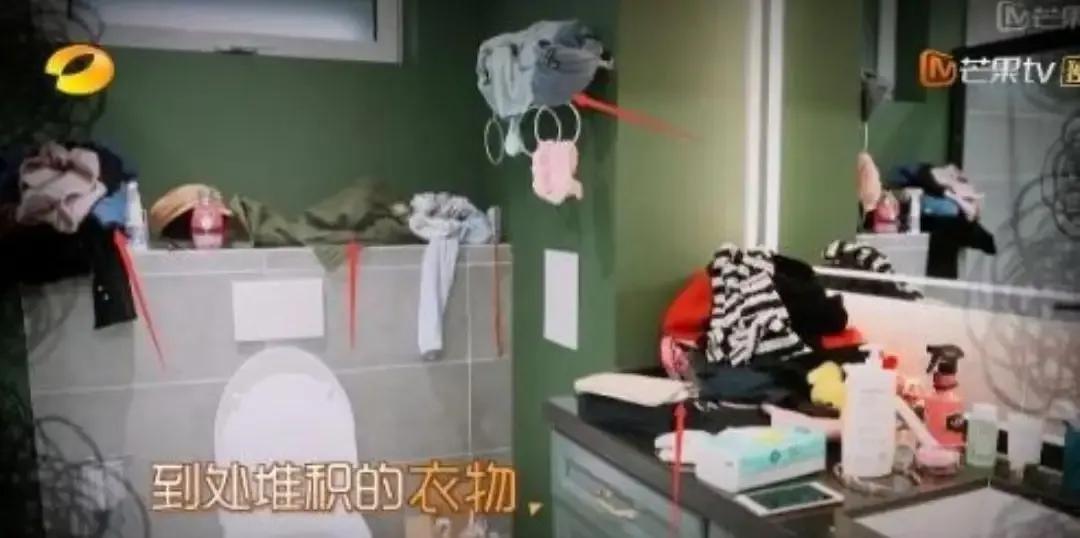 平时在镜头前光鲜亮丽的明星，私下居家居然也有收纳烦恼？今天带大家开开眼，看完瞬间