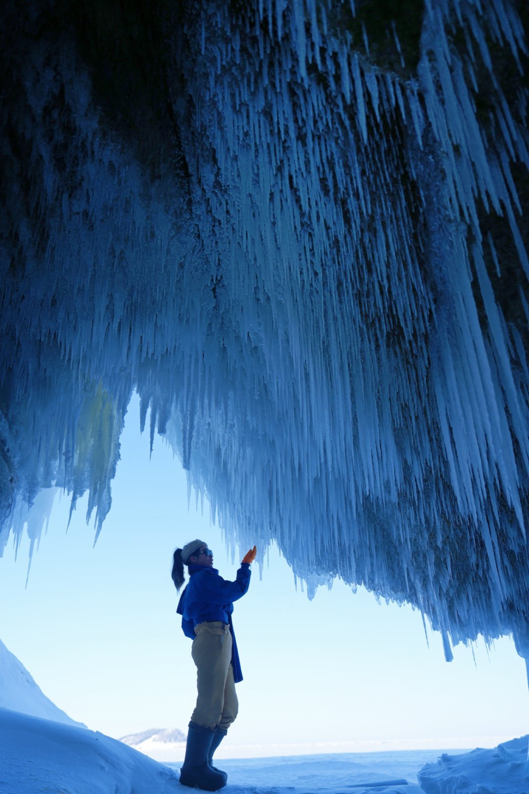 “我们流连忘返在贝加尔湖畔，多少年以后往事随云走”当李健的歌声在耳边响起，我终于