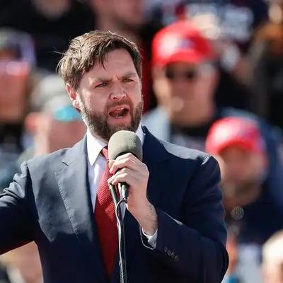 罕见！曾骂中国人为“乡巴佬”的美国副总统万斯，竟然公开称：“我们要以中国为参照，