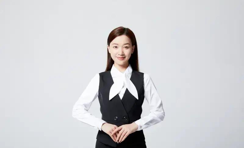 服装行业将迎来一大波福利！那就是公务员，事业单位的服装定制。
根据工信部等六部门