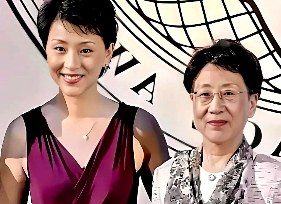 终于明白为什么有人说，看杨澜妈妈的照片，就像在看未来的杨澜。

两人眉眼间的神韵