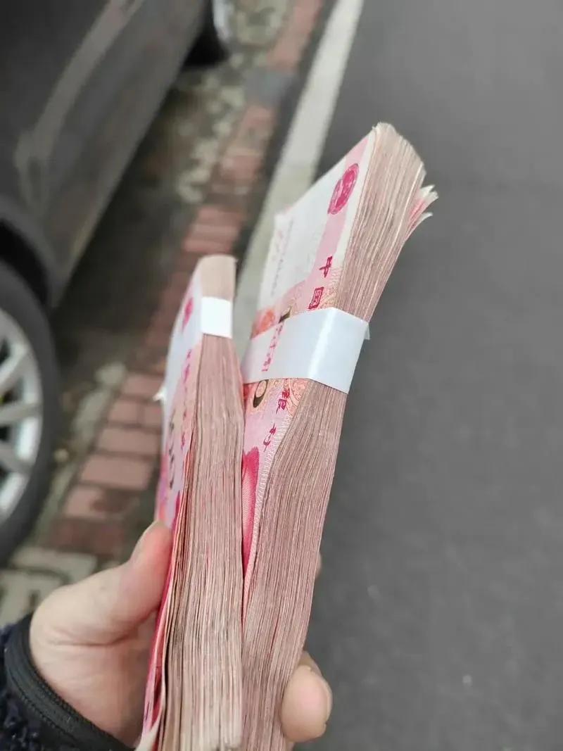 谁懂啊！

电子支付让花钱变成了“数字游戏”

而现金才是消费的“清醒剂”！
 