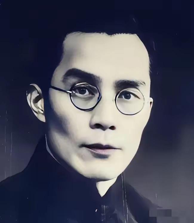 1949年，梅贻琦不顾学生们的苦苦挽留，毅然南渡，临走前，他说道:“我若留在大陆