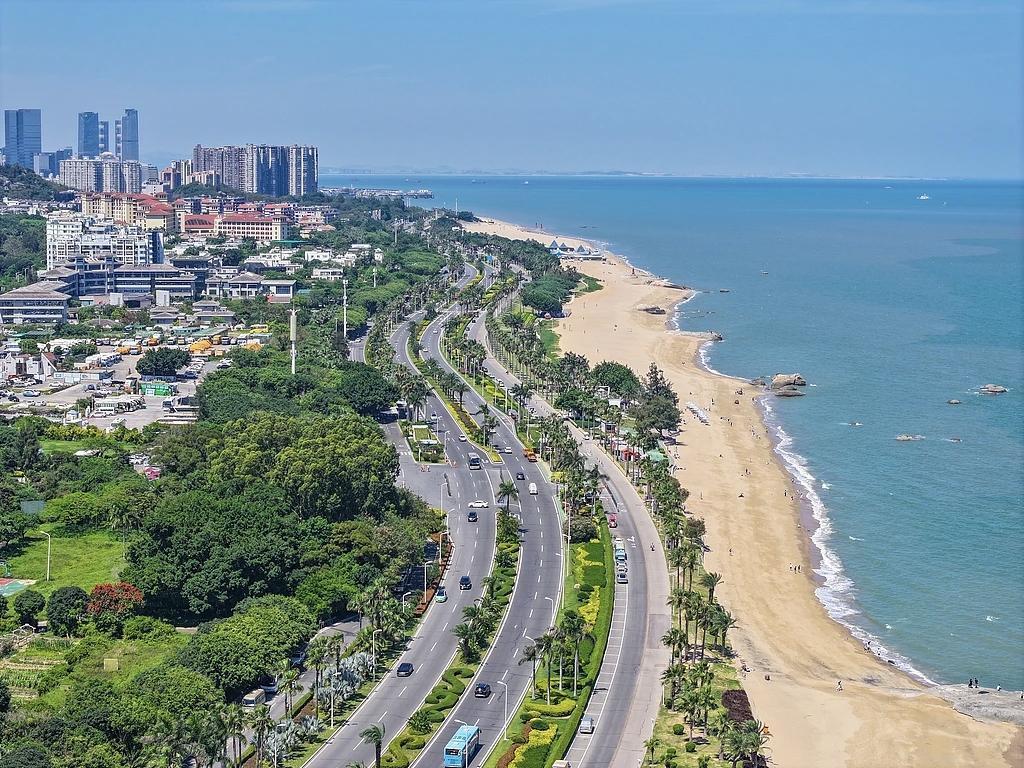 【心干净，活的就舒服，人实在，过的就踏实；做人不管别人善不善，自己要心善，温柔点