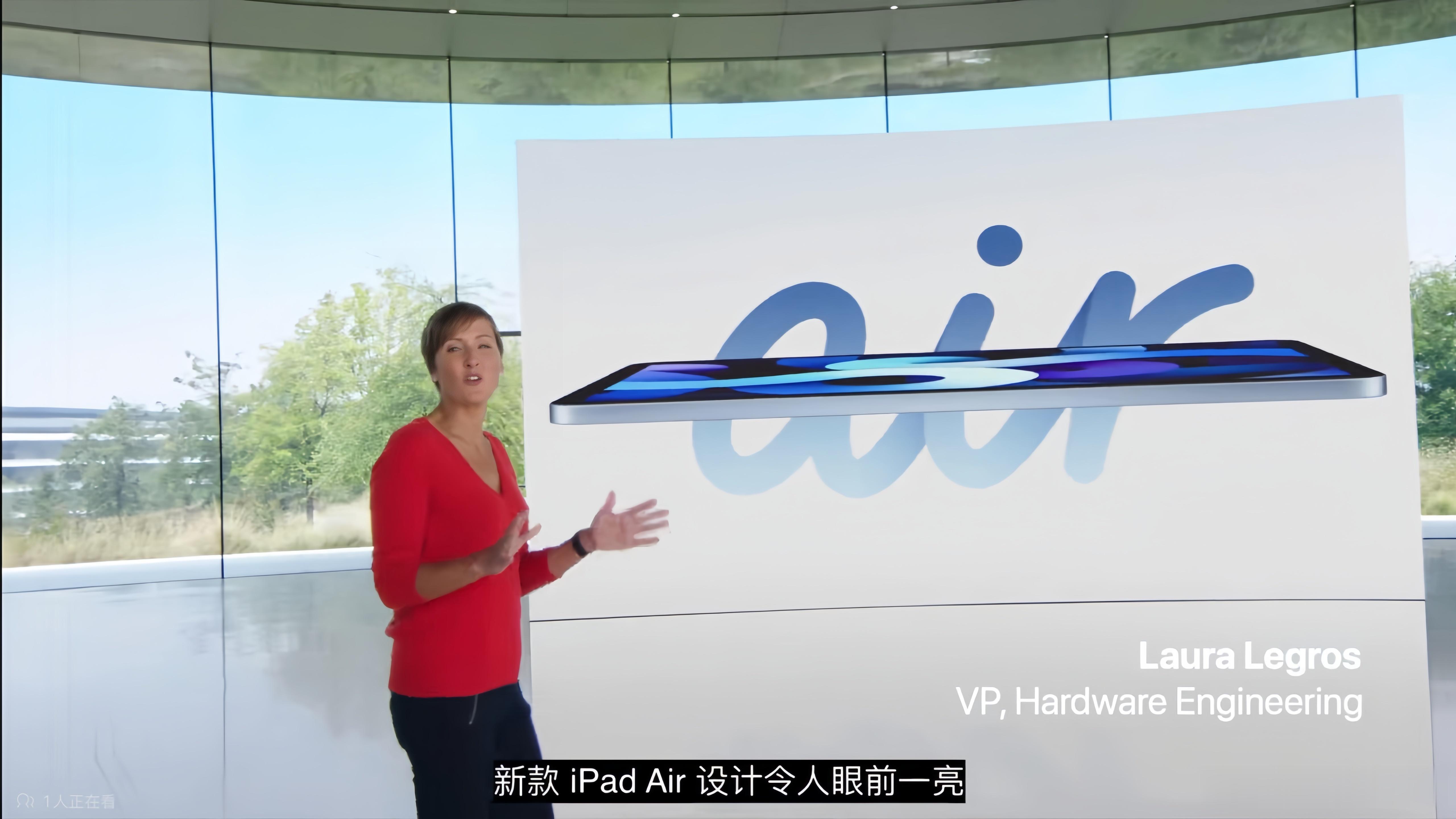 Apple  据彭博社消息，即将接任Apple首席执行官的John Ternus