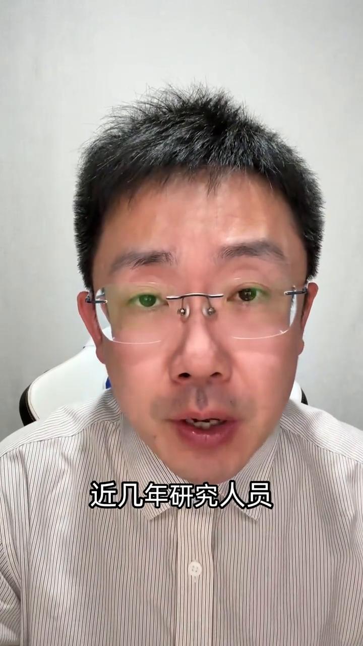 你以为钓鱼最狠的技能是打窝吗？非也有人直接给鱼下药。不要以为这是开玩笑，近几年研