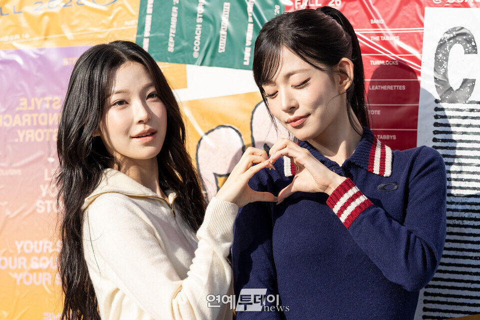 白知宪[超话]  🐳蜜罐甜心白知宪 261019 COACH站台 新闻图-ɪɴ