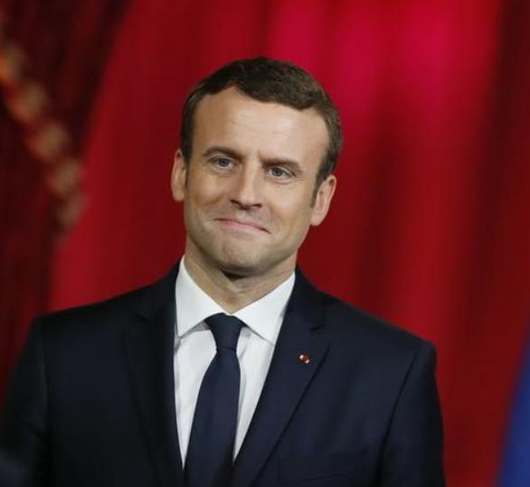 忘龄狂欢！
马克龙在成都年轻20岁！


成都让马克龙忘了岁数
跑步，打球，
和