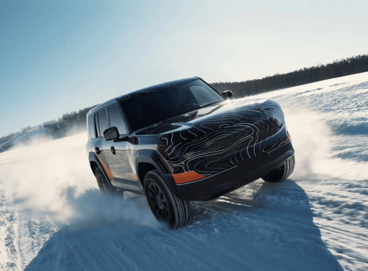 【广汽传祺全新硬派越野SUV谍照 将于北京车展亮相】近日，广汽传祺官方发布旗下全