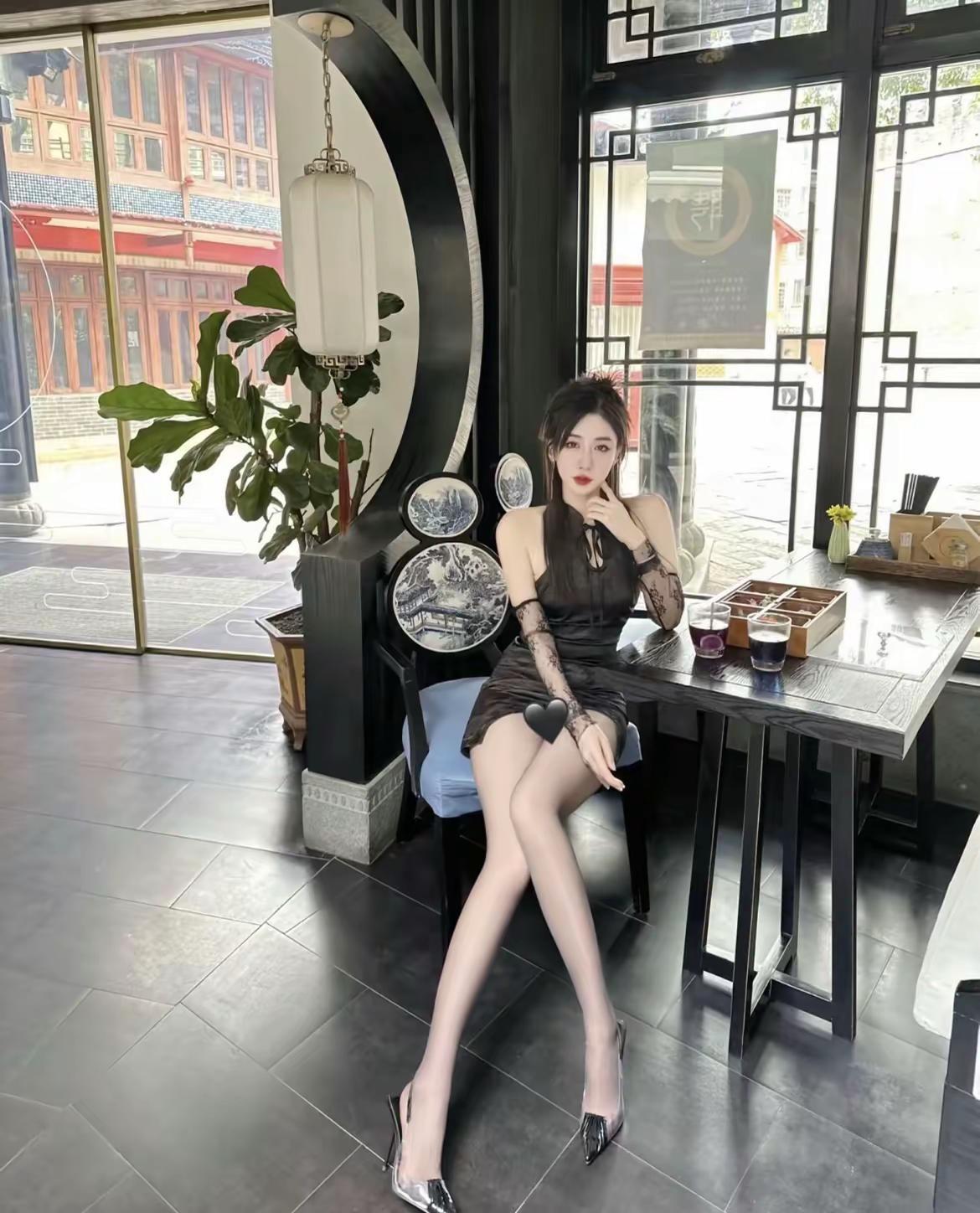 爱上我真的是一种错吗。旗袍ootd 新中式旗袍怎么穿出气质 旗袍的高级感 旗袍新
