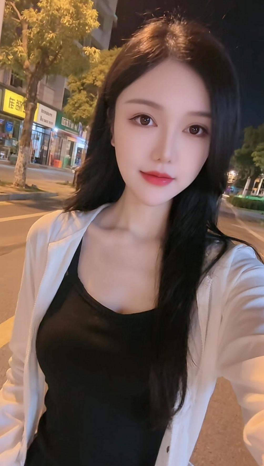 AI街景自拍