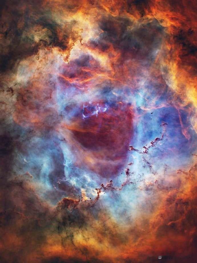 当《挽救计划》的故事落幕，片尾那片深邃璀璨的宇宙星河，并非虚构特效，而是来自地球