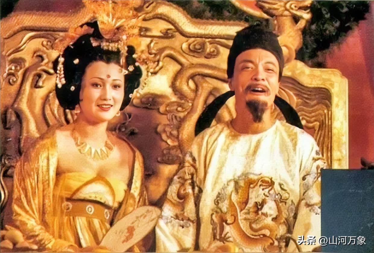 李隆基到底喜欢杨玉环什么？

李隆基倾心杨玉环，首先是绝世丰艳的容貌体态，盛唐尚