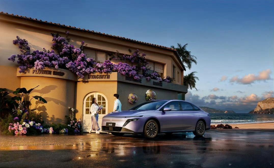 我相信没有多少人在看完N6这辆车之后，对它的评价还停留在只是“10万出头的网约车