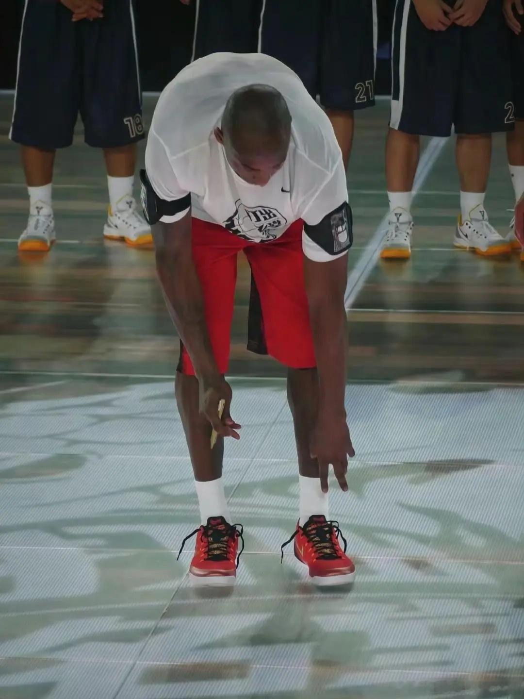 打出名堂 | 2014年！老科教学时刻，上海江湾体育场！科比KobeBryant