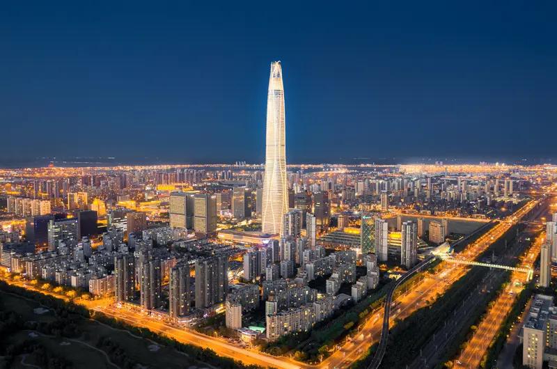 最近海事局发布了好几条渤海部分海域进行实弹射击的航行警告。像11月13日6时至9