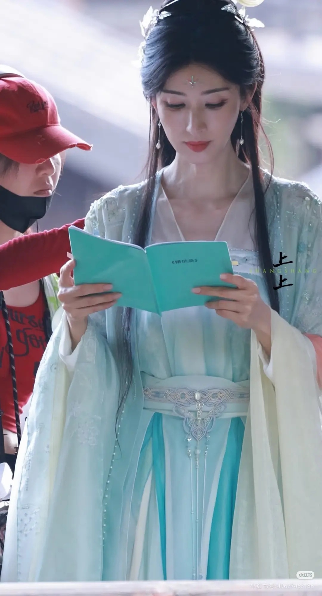 俪姐拯救错世录美女进组 