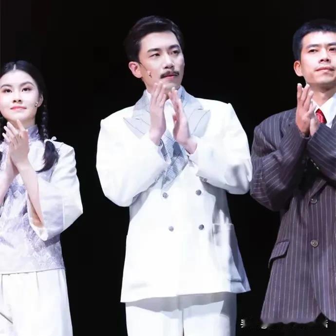 曾经因为何九华要参演《卿卿误我》，有秦霄贤的粉丝说要抵制。
但是最后郭德纲不为所