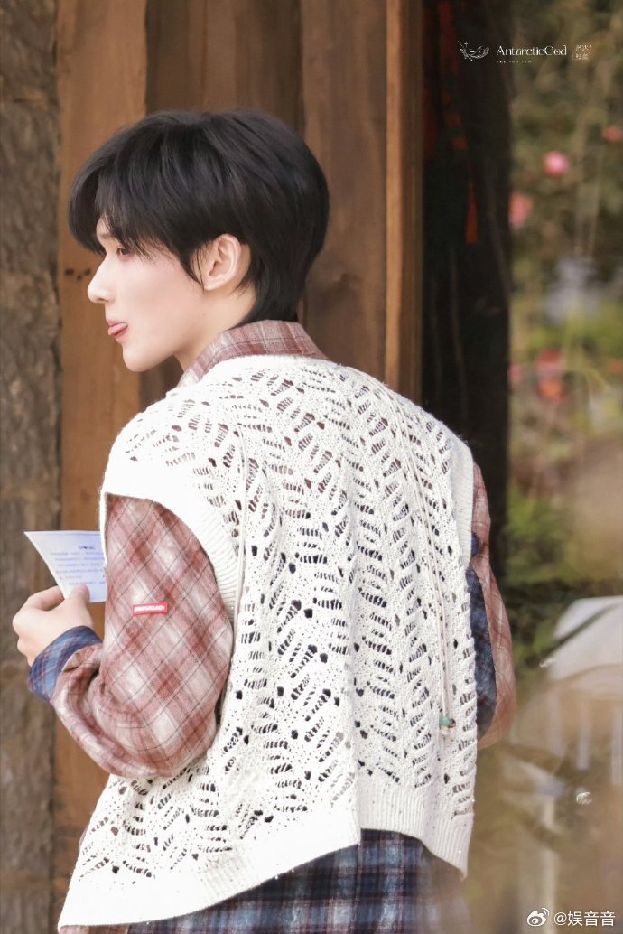 余宇涵我更多是被机会等到了 他只轻描淡写说被机会等到，背后无数汗水与坚持却只字不