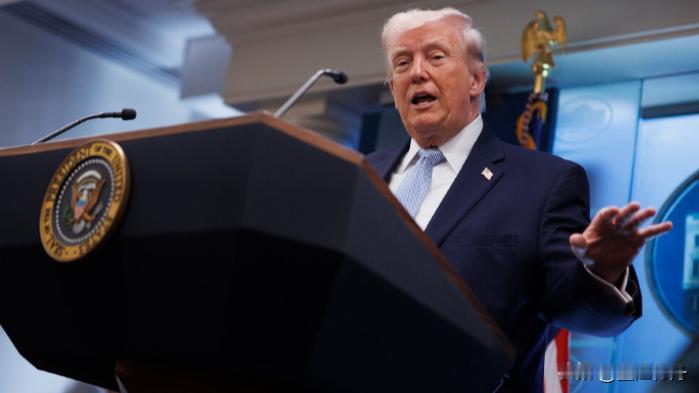 特朗普：将封锁任何试图进出霍尔木兹海峡的船只。美国耍无赖了，说明一个问题，美国已