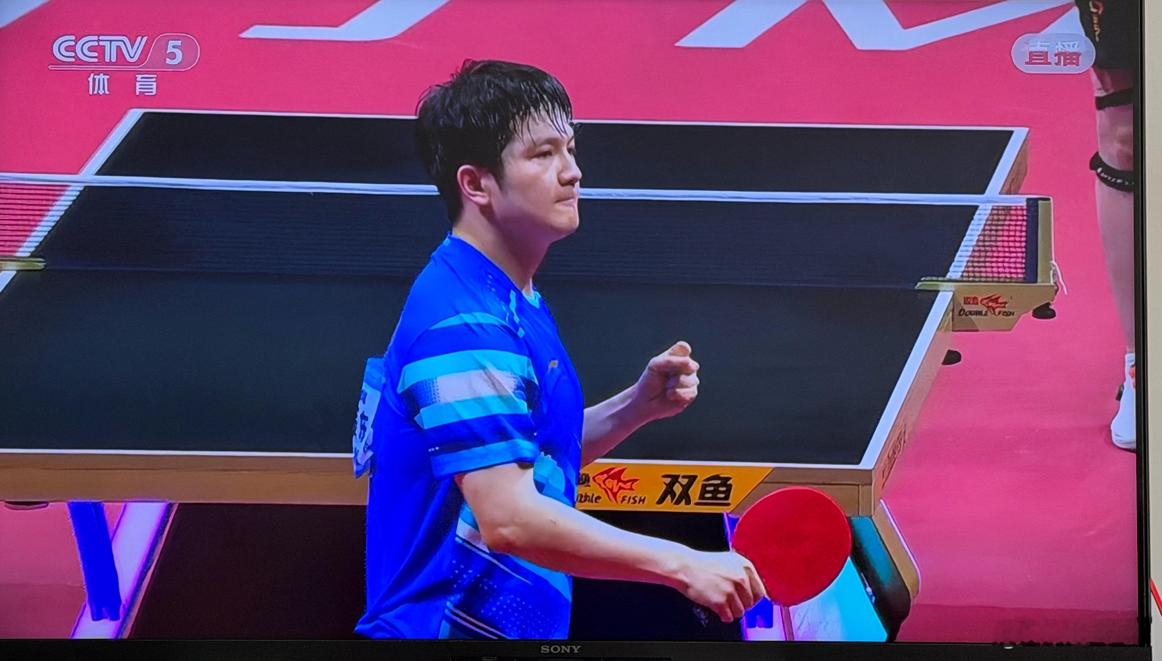 恭喜樊振东！4比2（7-11、11-9、9-11、11-7、11-5、11-7）