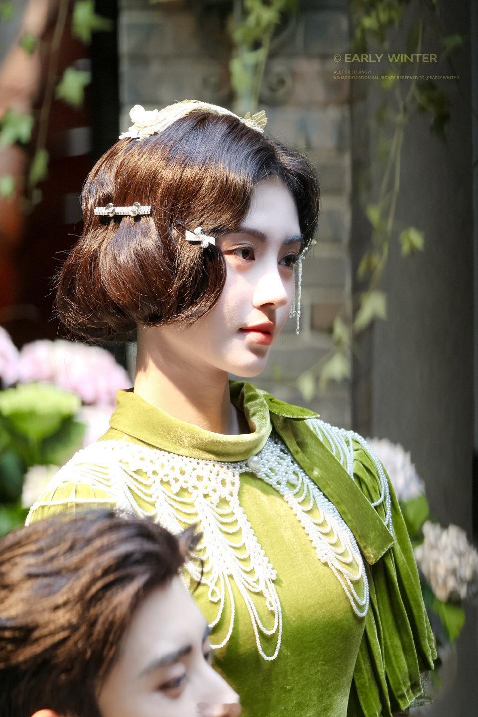 鞠婧祎 穿了一天军装 忘了和你说你今天真的很美 