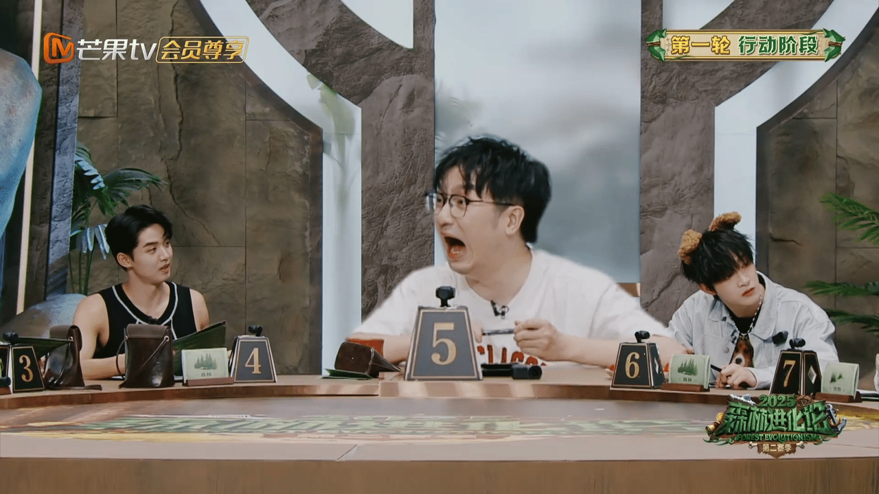 内娱综艺史的救场高光出现了 庄宇光这波封神操作值得载入综艺史册！面临全军覆没的危