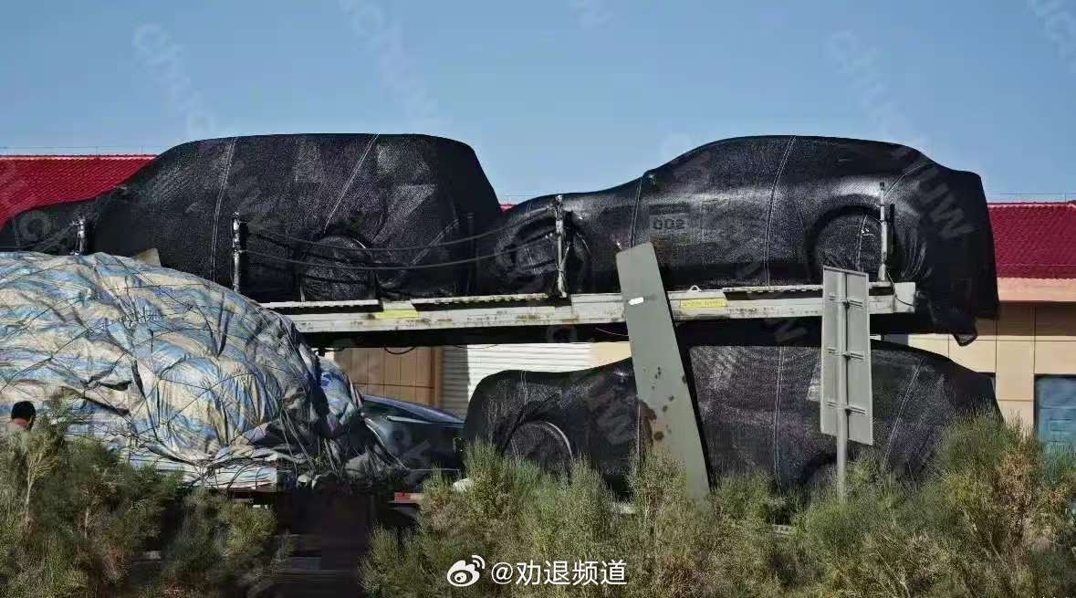小米第三台车，代号「昆仑」预计为增程车型，各位觉得这个大小怎么样？ ​​​