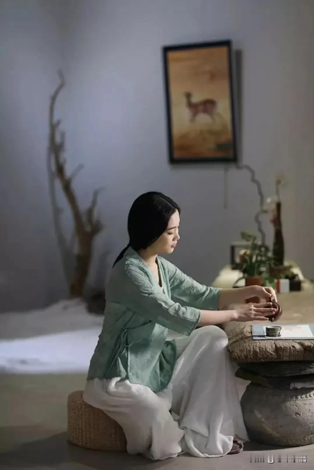 性学家说了一句大实话：

"50来岁的单身女人，
如果没了身体需求，
就不要去找