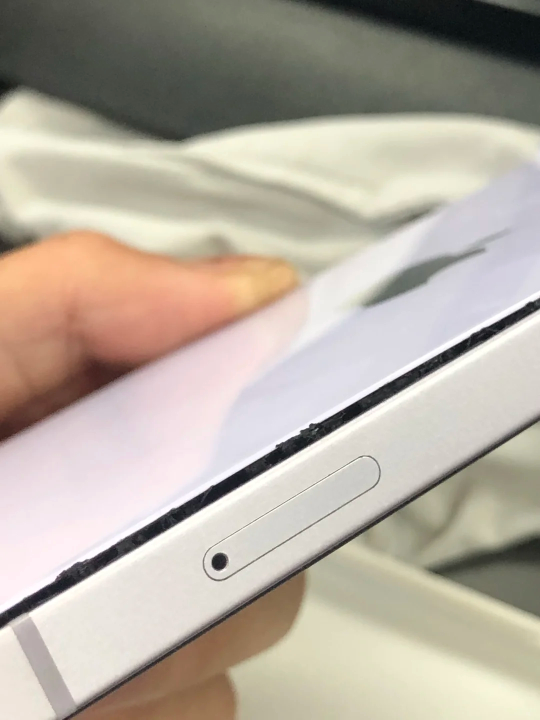 iPhone发烫怎么办 夏天了，不止是 iPhone 发烫，别的手机也会烫的。不