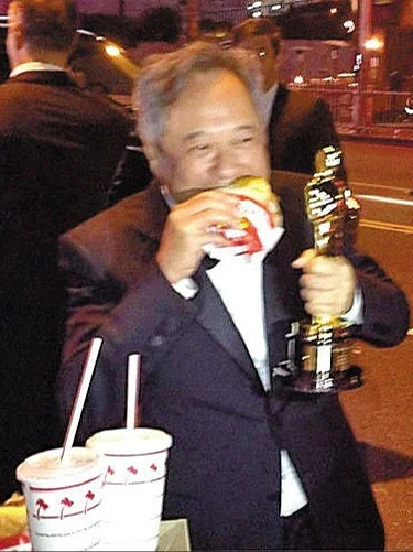 李安获美国导演工会🏆终身成就奖