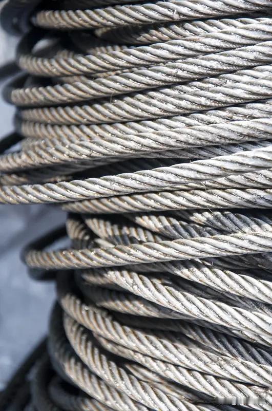 呼和浩特一小区23部电梯钢绳遭人为切割 警方已介入调查
内蒙古呼和浩特某小区23