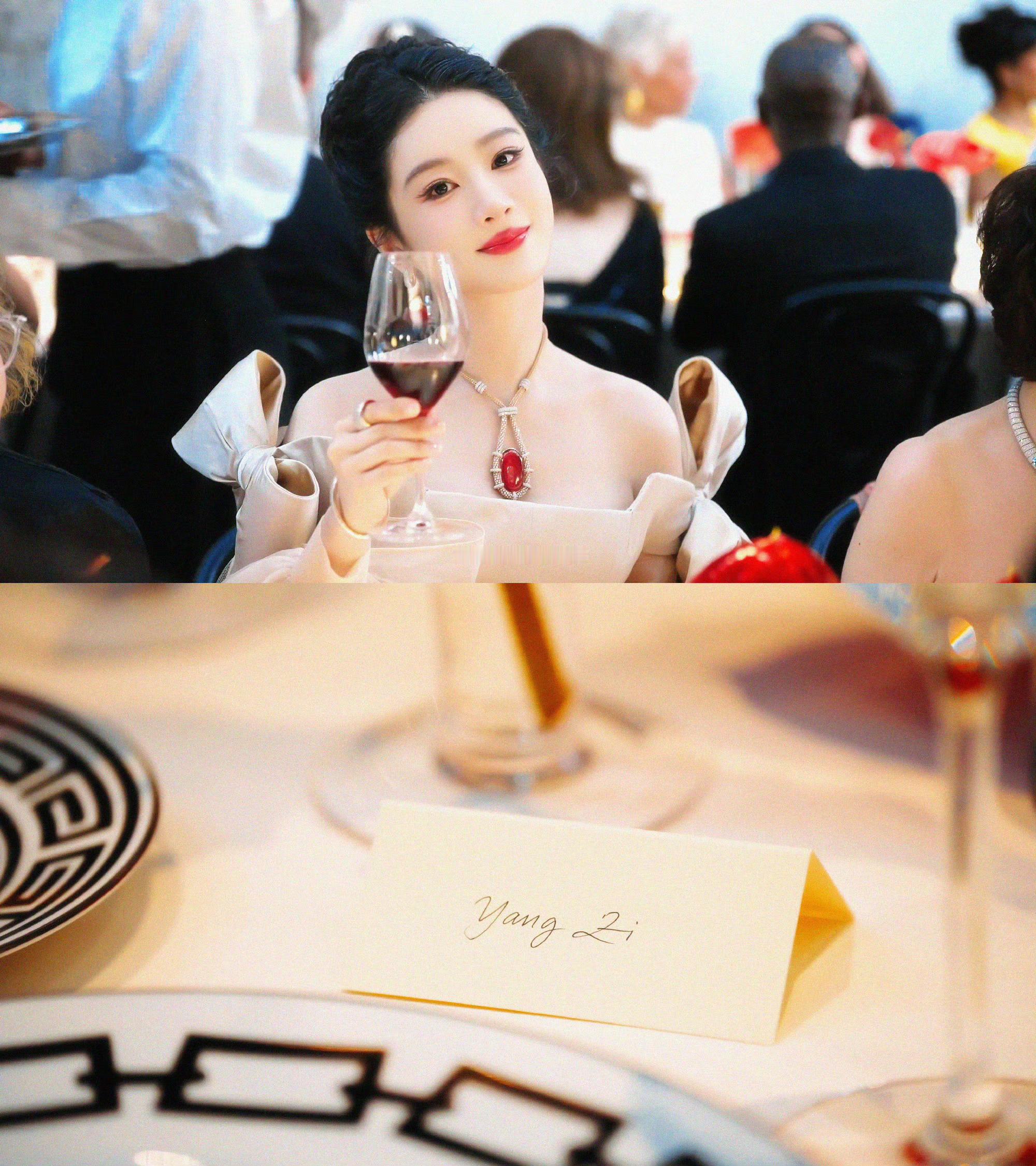 杨紫  yz杨紫董竹君 yz杨紫玉兰花开君再来 人生没有白走的路，你迈出的每一步
