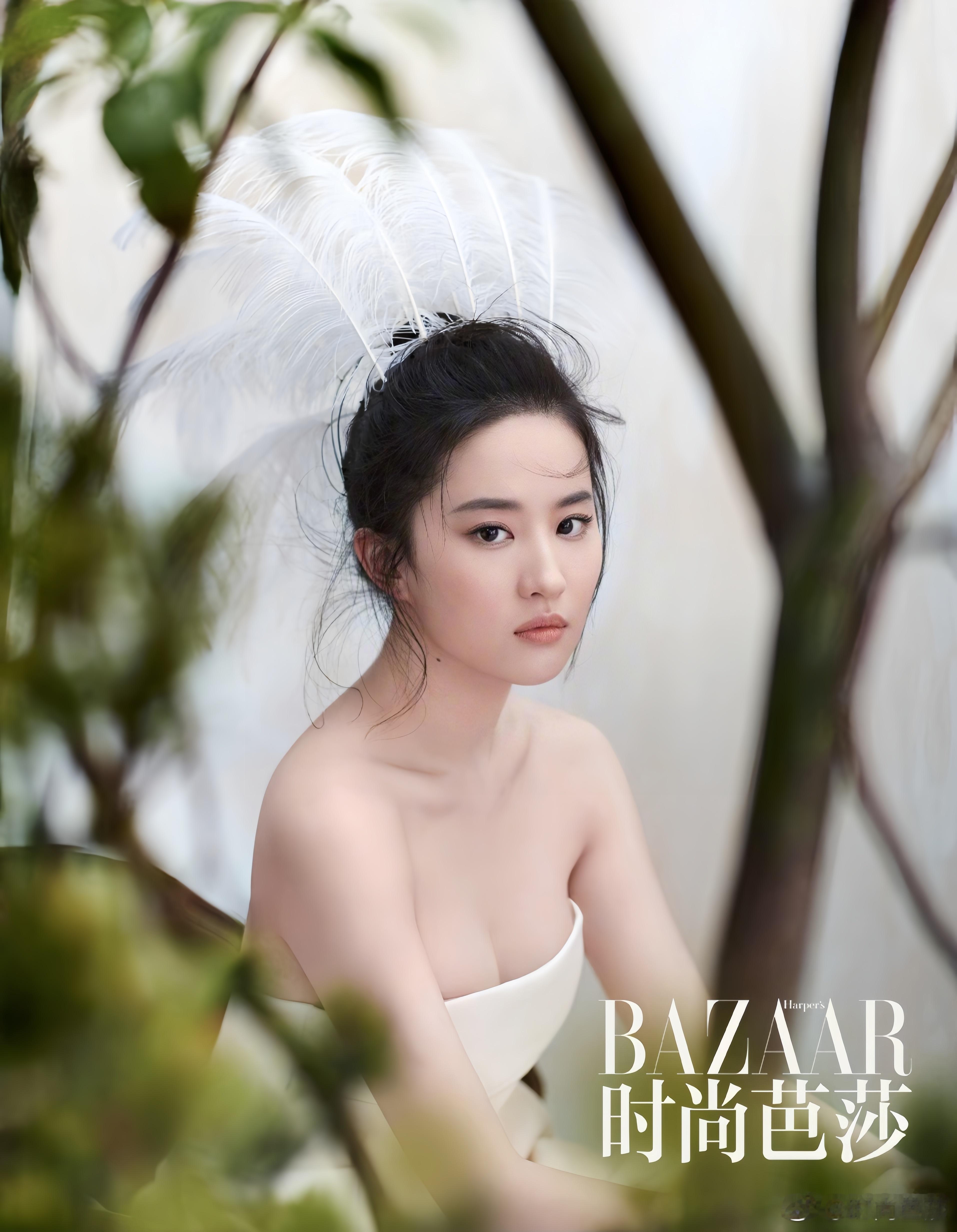 刘亦菲 女神永远这么漂亮#刘亦菲时尚芭莎单人双封# ​​​